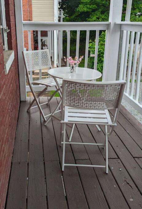 Escape On Hambright'S Alley! Walk 2 Everything! Cyclists Welcome! 1St Fl Unit A 坎伯兰 外观 照片