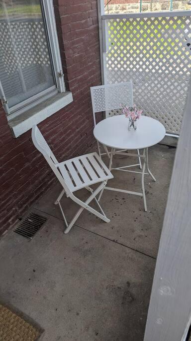 Escape On Hambright'S Alley! Walk 2 Everything! Cyclists Welcome! 1St Fl Unit A 坎伯兰 外观 照片