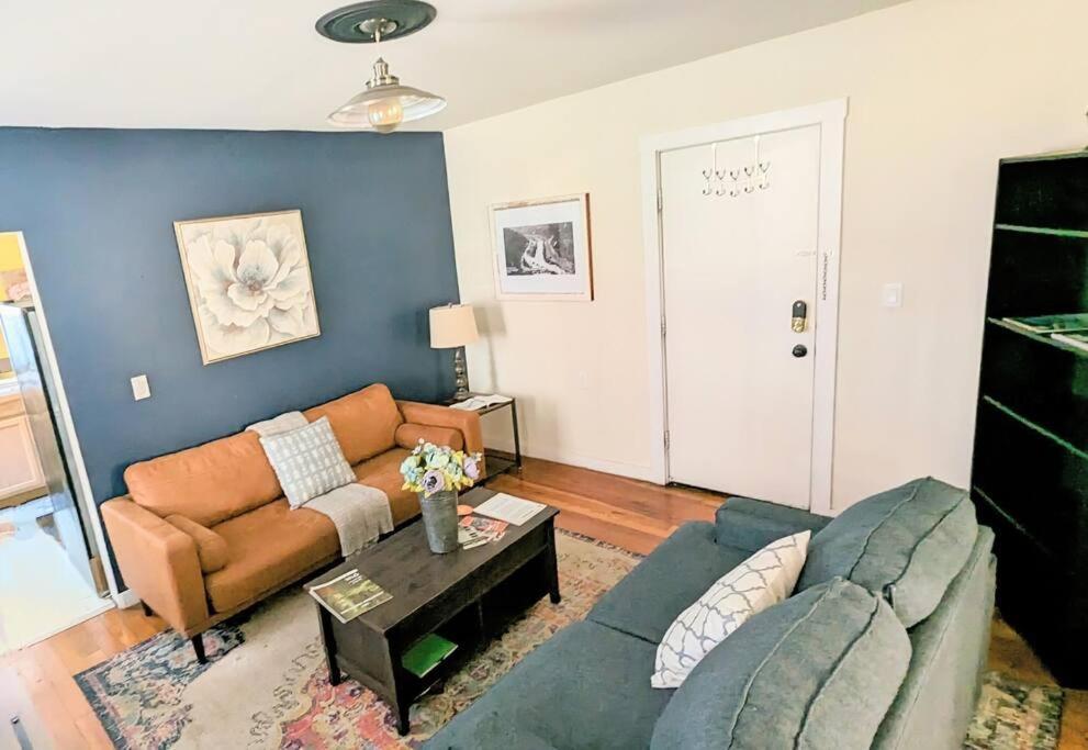 Escape On Hambright'S Alley! Walk 2 Everything! Cyclists Welcome! 1St Fl Unit A 坎伯兰 外观 照片